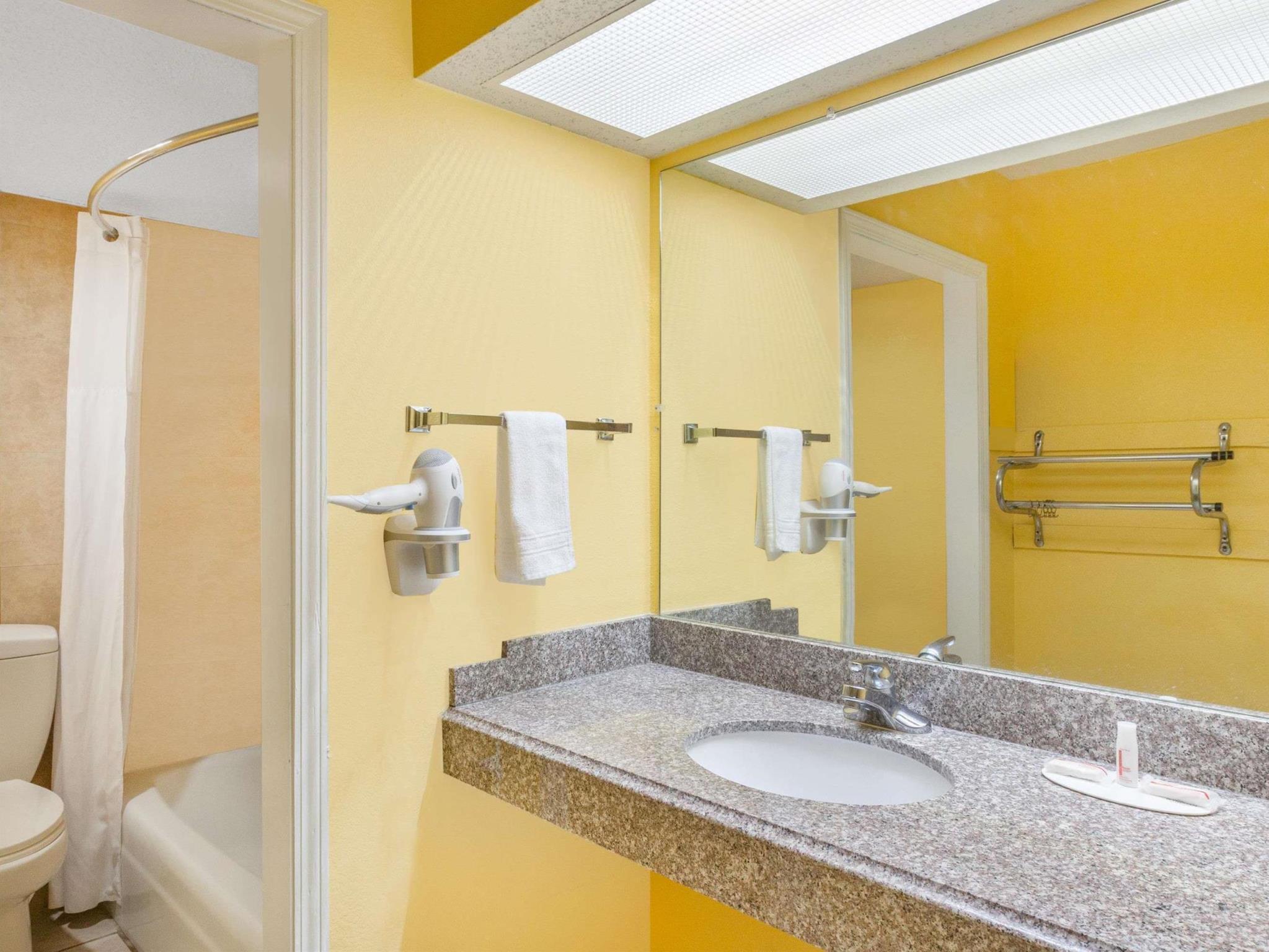Days Inn Jacksonville Zewnętrze zdjęcie