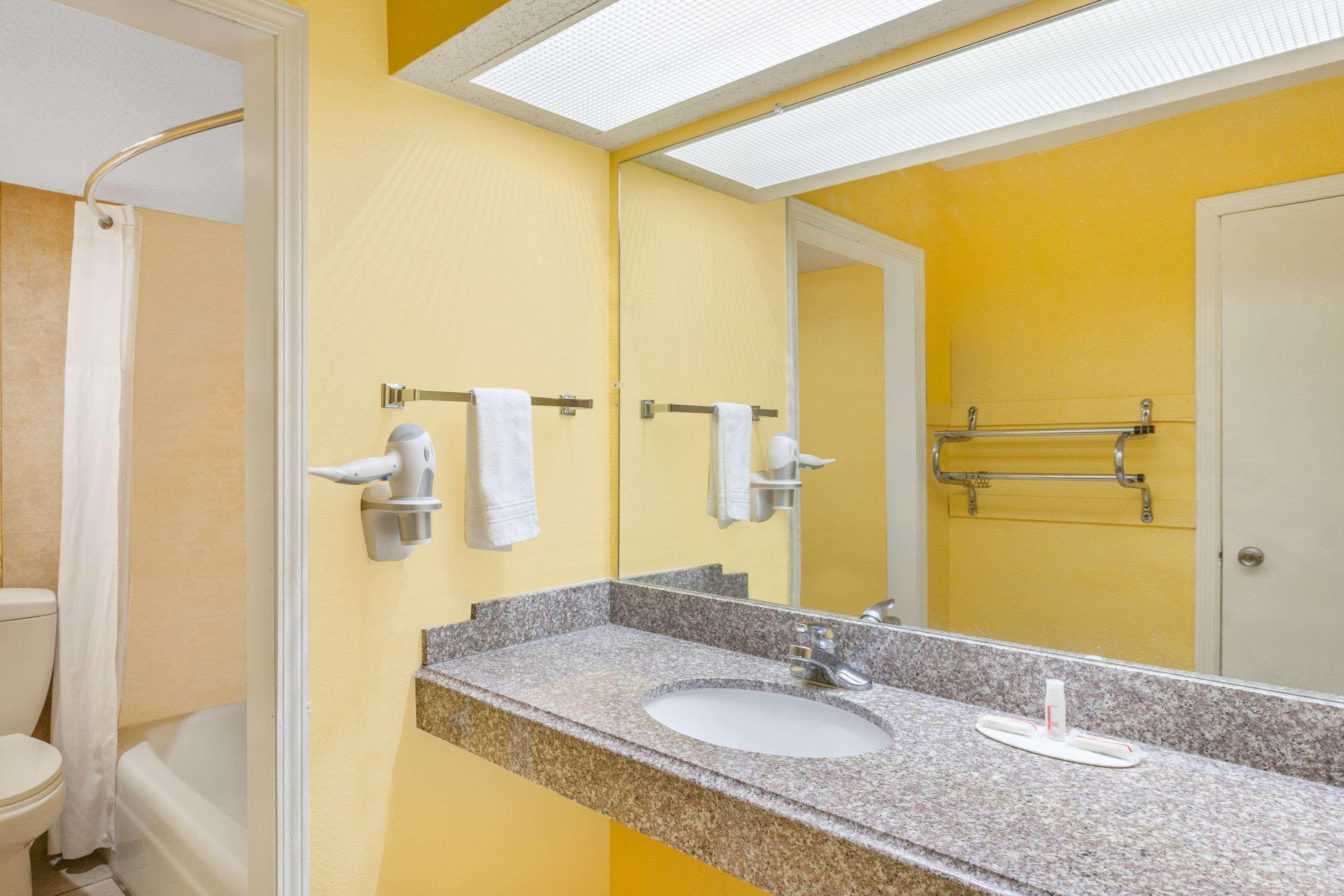 Days Inn Jacksonville Zewnętrze zdjęcie